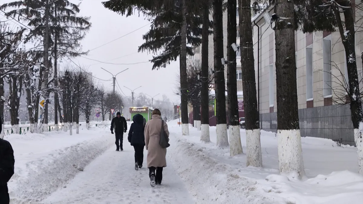 Приехал в Челябинск в яркой куртке и пожалел: 4 города, где на туристов косо смотрят — антирейтинг гостеприимства