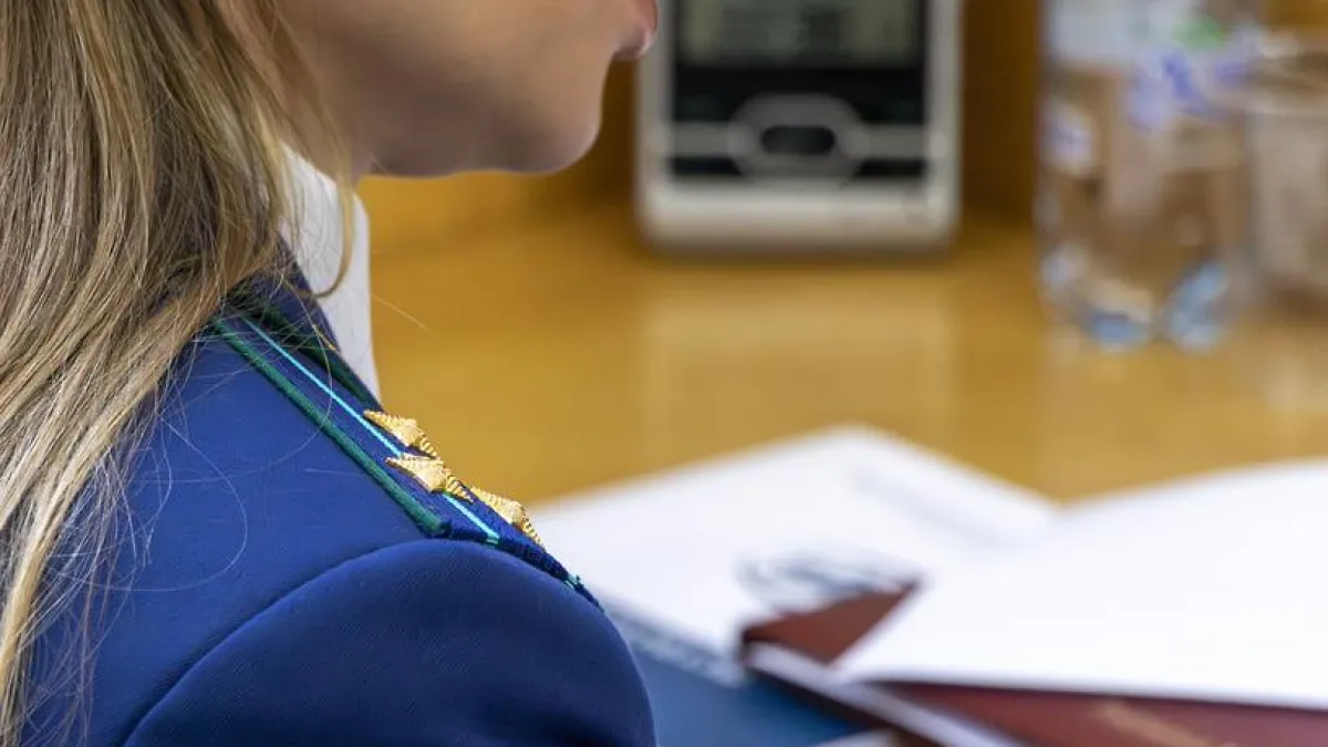 2500 квадратов «Светофора» в огне: жителей разбудил шум в 6 утра