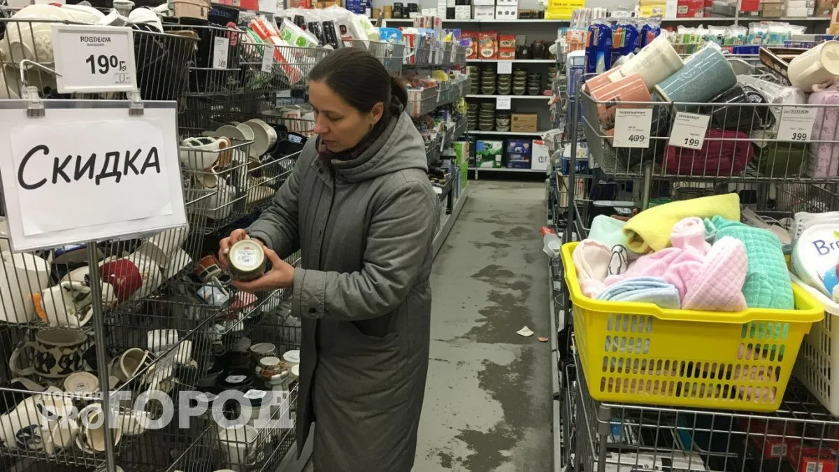 Чижик устроил распродажу домашних товаров к 8 Марта — очереди не заканчиваются уже третий день