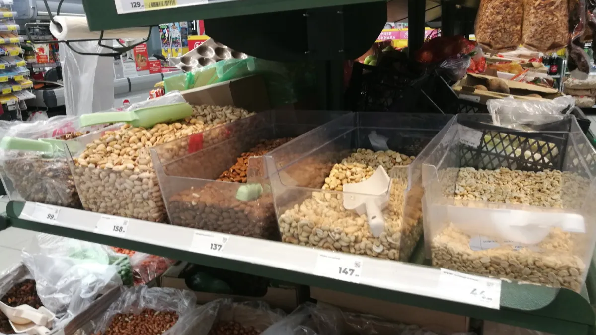 Не ешьте сухофрукты, пока не прочитаете это: эксперты назвали два способа безопасной очистки продукта