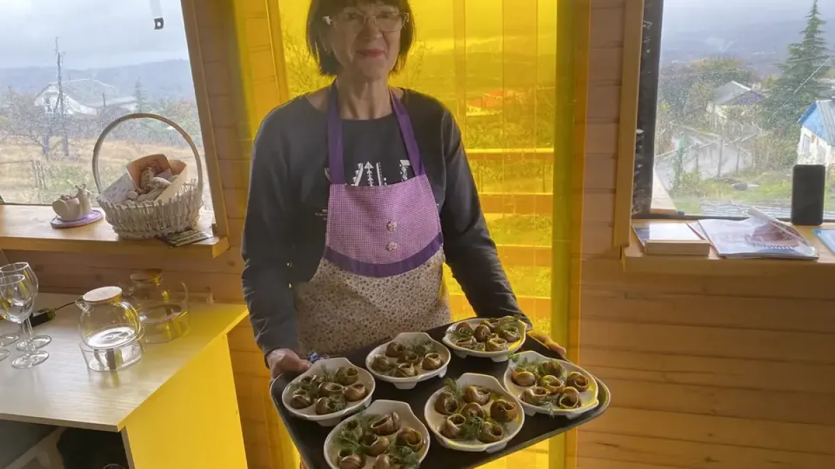 365 товаров от улиток до кормов поборются за престижный знак Кубани