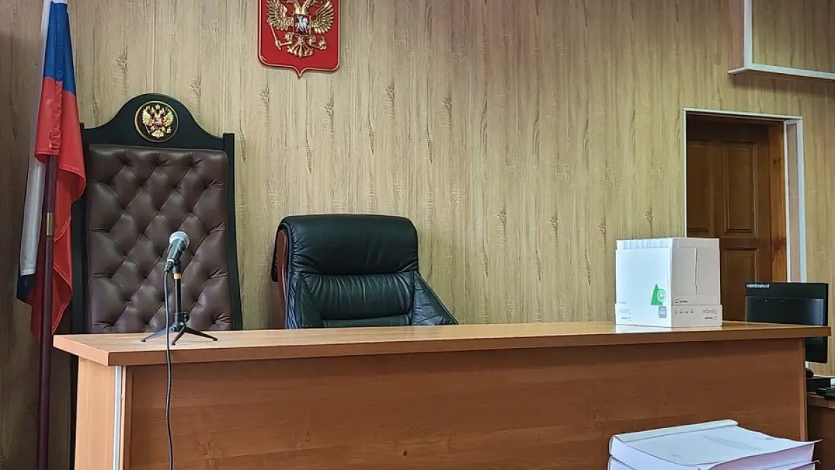 Директор заплатил из своего кармана 52 тысячи за чужое фото