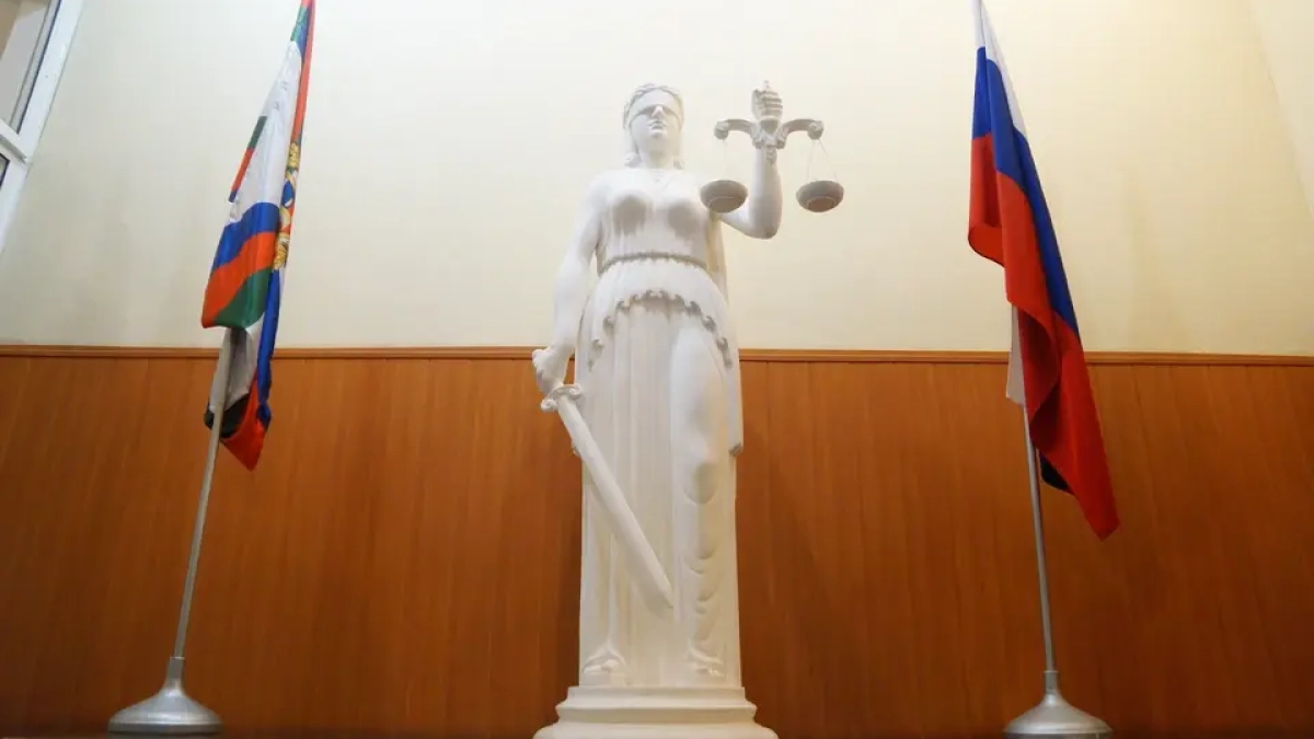 Депутат Краснодара лишился 10 млрд рублей за махинации с детскими автобусами