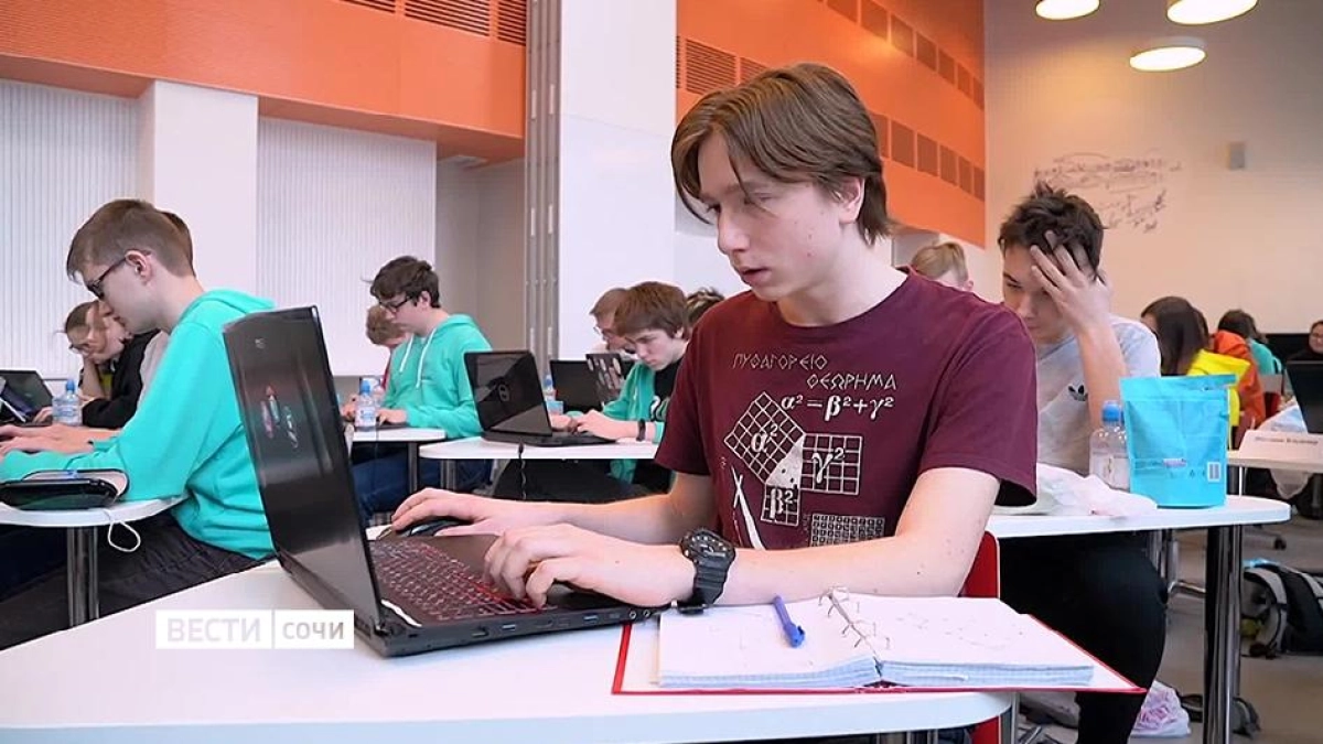 500 школьников борются за право поступить в вузы без экзаменов