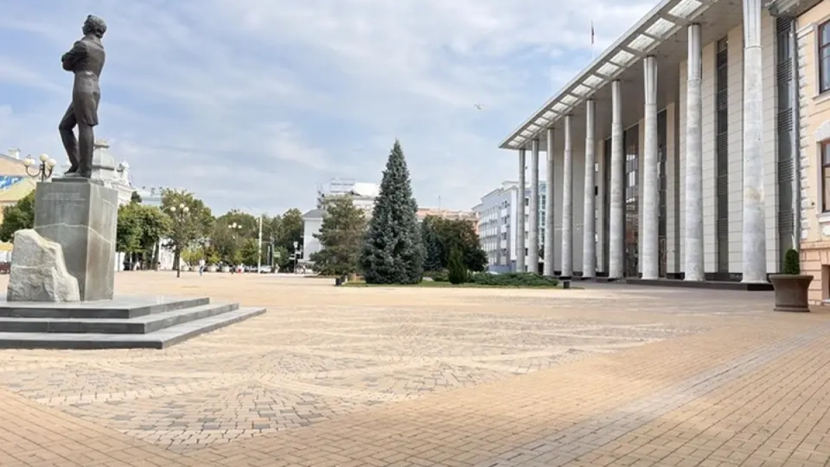 Суд оставил директора школы Захарченко под домашним арестом вопреки требованию прокуратуры