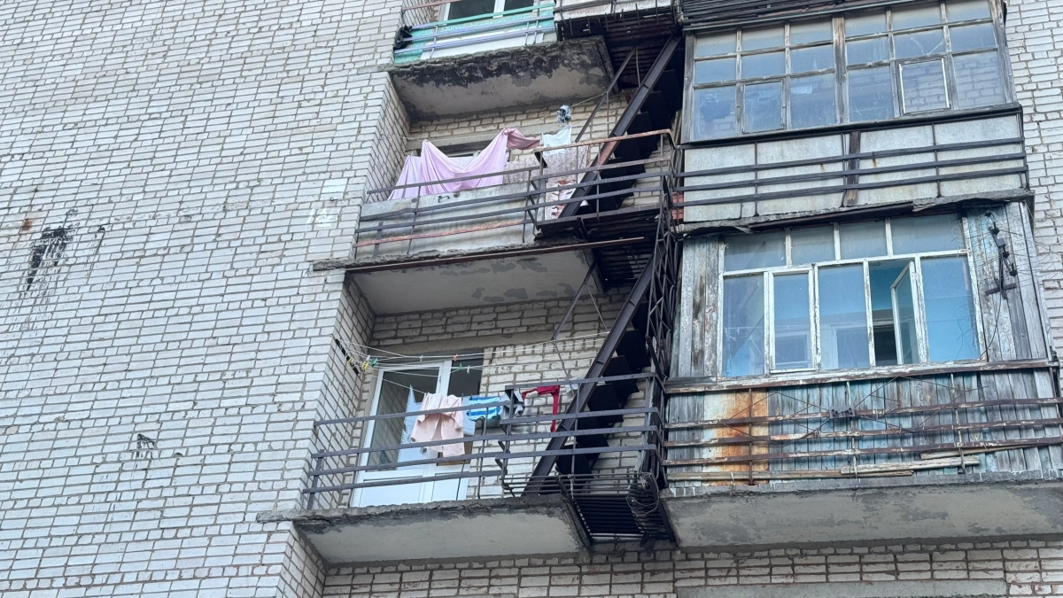 Не пускайте в квартиру: кто на самом деле может проверять ваш балкон и как избежать проблем с законом