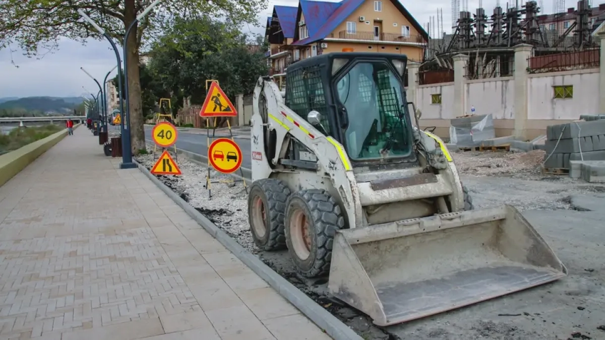 В Сочи снесли трёхэтажный самострой в горах после запрета на выезд