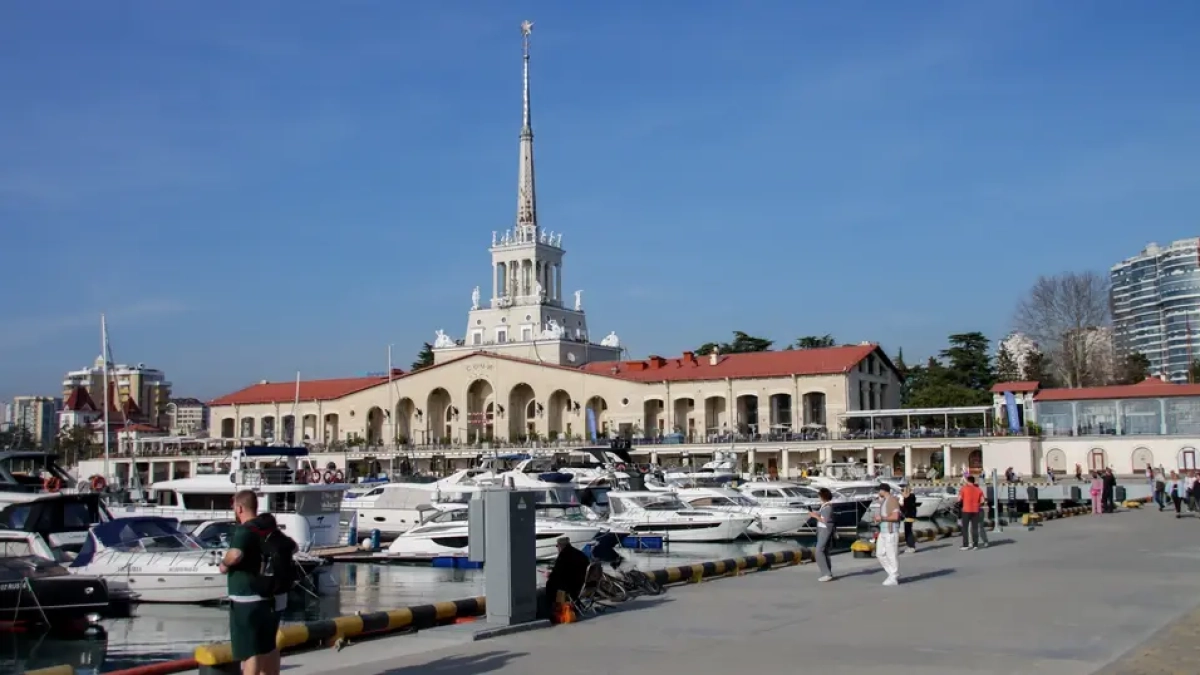 Мэр Сочи снял угрозу атаки БПЛА: опасности для жителей нет