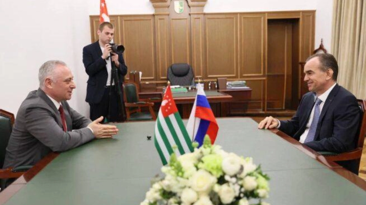 Кондратьев и президент Абхазии договорились о запуске совместных производств