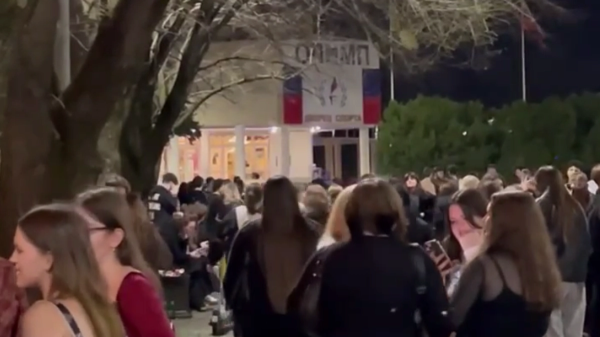 Концерт ЛСП в Краснодаре прервали после срабатывания пожарной сигнализации