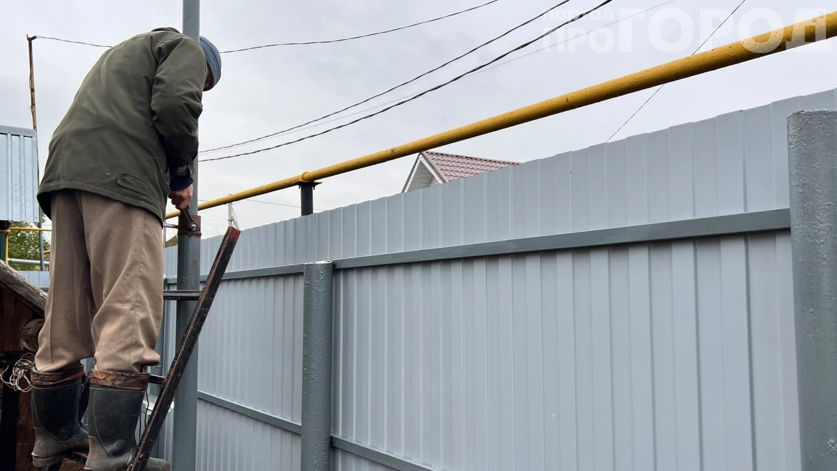 У соседа забор уплыл, а ваш простоит пол века и вот почему: раскрываем секретную технологию монтажа