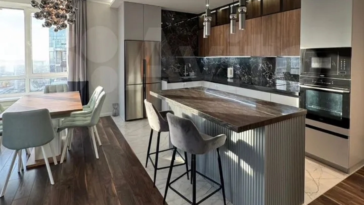 Мастер-спальня, шикарные виды и три огромные комнаты: самую дорогую квартиру в Краснодаре сдают за 340 тысяч в месяц