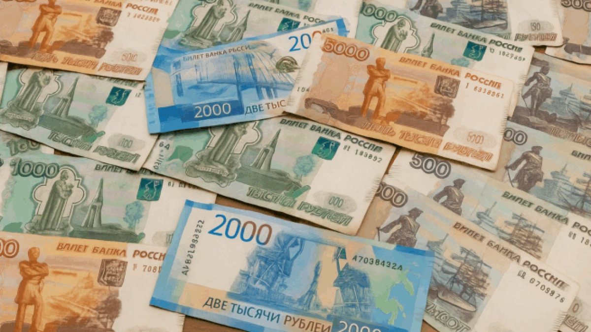 Пассажир рейса Сочи — Тбилиси пытался вывезти $37 тыс. через «зелёный» коридор