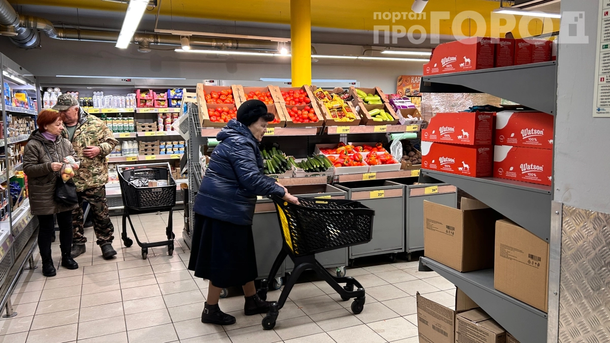 Покупаем впрок, как в 90‑е: почему россияне снова запасаются продуктами 