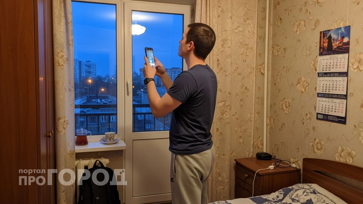 Ваш номер в отеле под прицелом: используйте камеру смартфона для обнаружения скрытых объективов за минуту