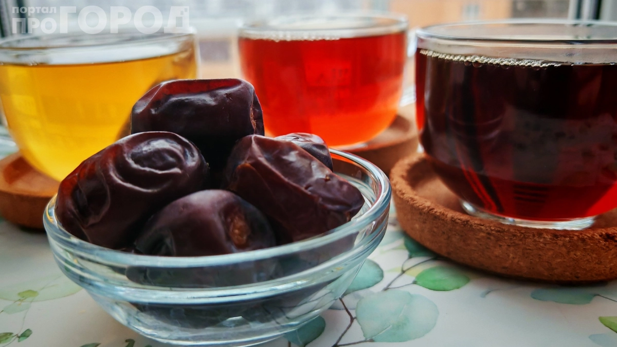 Финиковые косточки — новый суперфуд: почему дорогие добавки проигрывают простому домашнему напитку