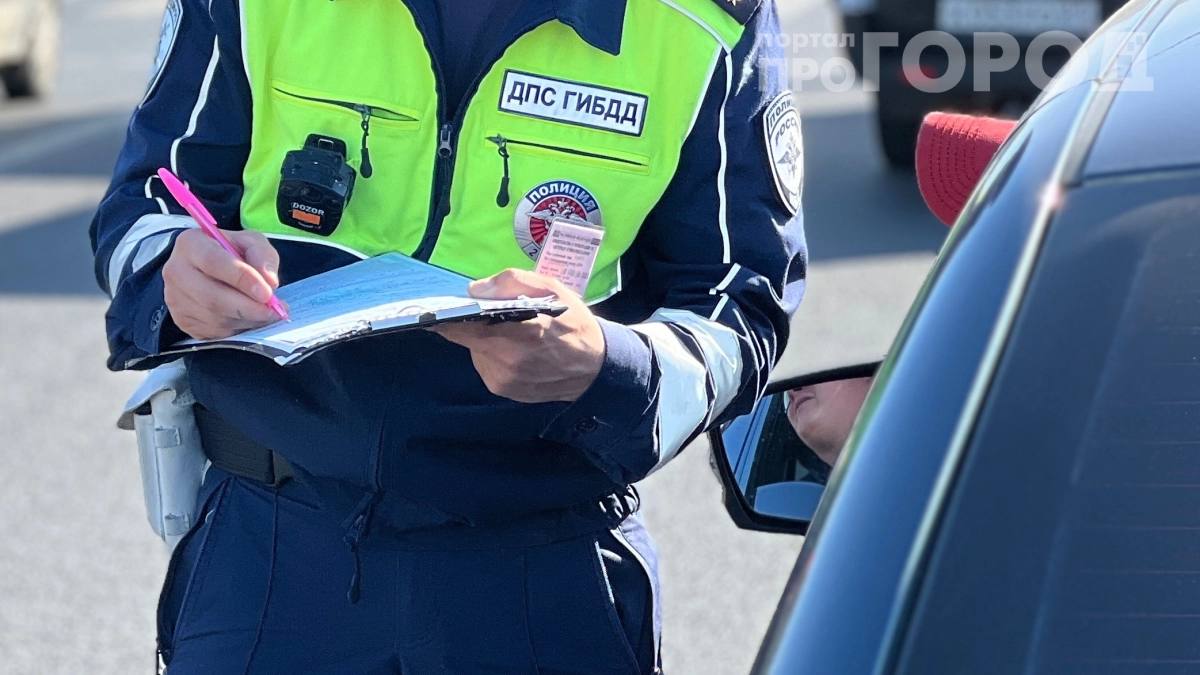 3 буквы в правах — и минус 15 тысяч: что скрывается в графе 14 и почему это касается водителей старше 40 лет