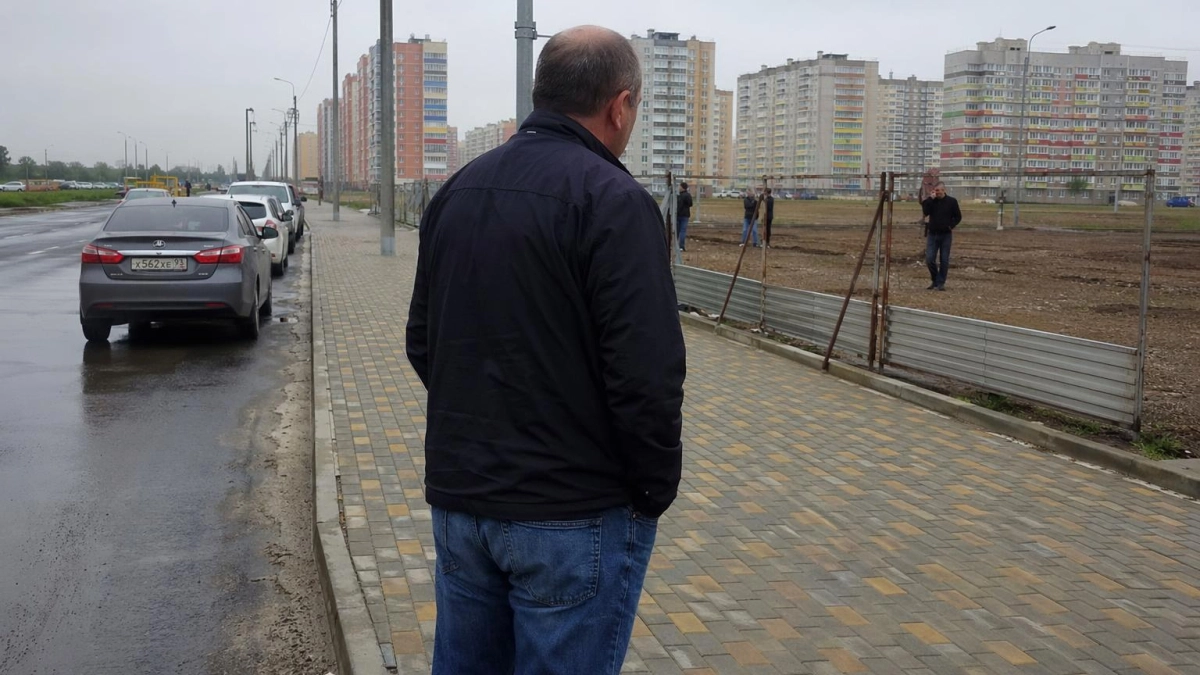 Сотни жителей ЮМР ждали Патриарха — он освятил храм в Динской