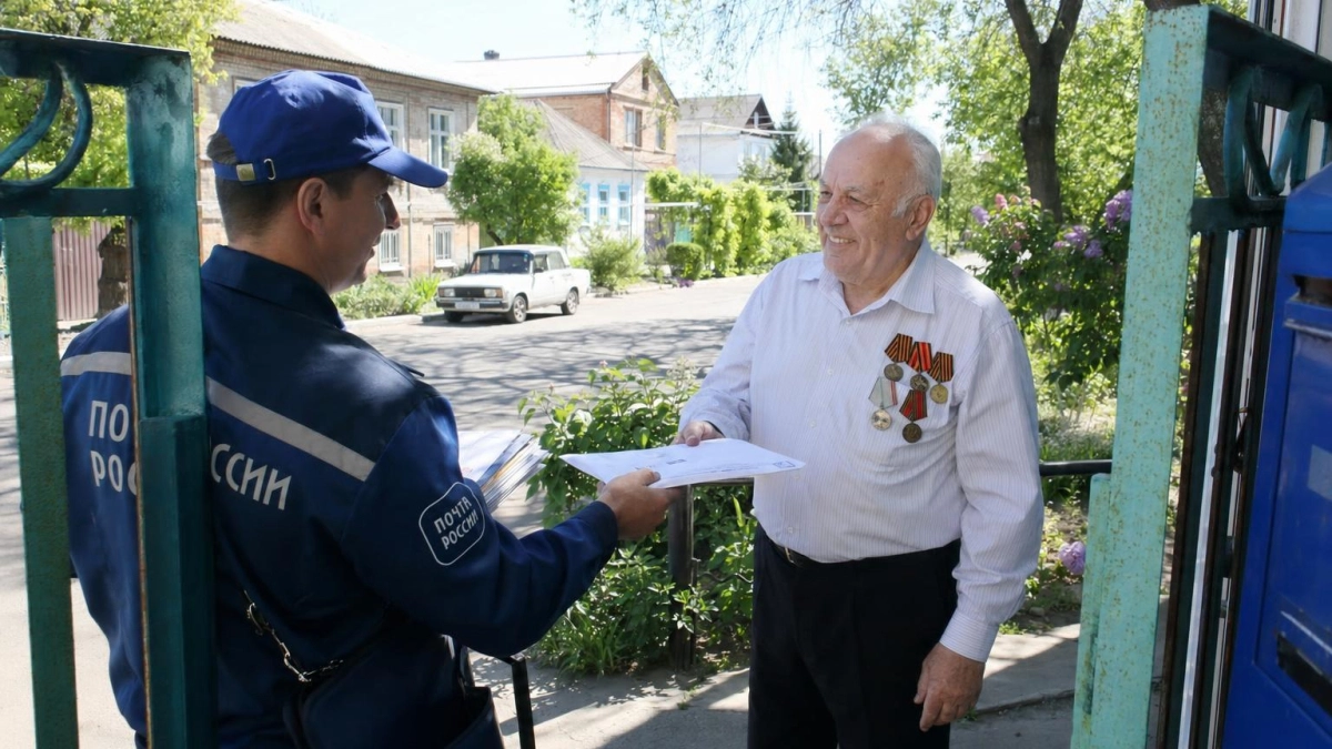 Почти 6 тыс. ветеранов Кубани получат открытки с подписью Путина к 9 Мая