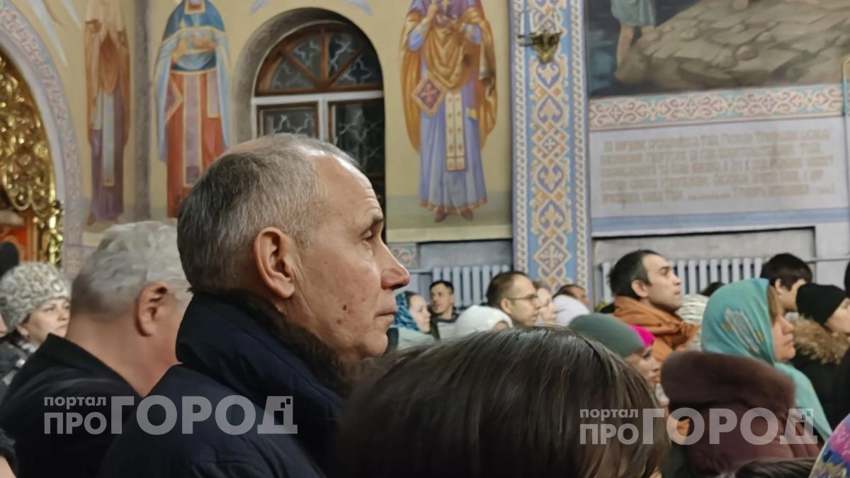 Забудьте об этих молитвах: оптинские старцы объяснили почему семь ваших просьб только вредят душе