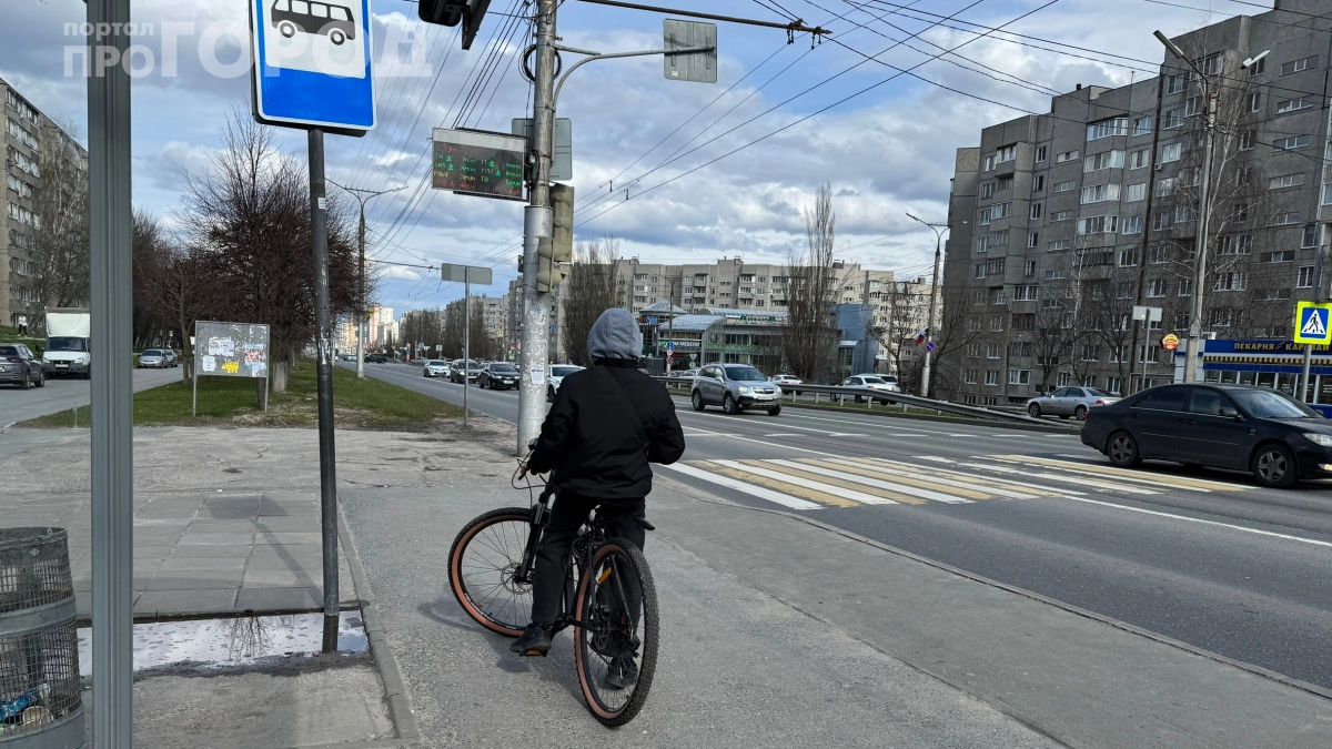 Верховный суд поставил точку и это меняет всё: кто главнее на тротуаре — самокатчик или пешеход
