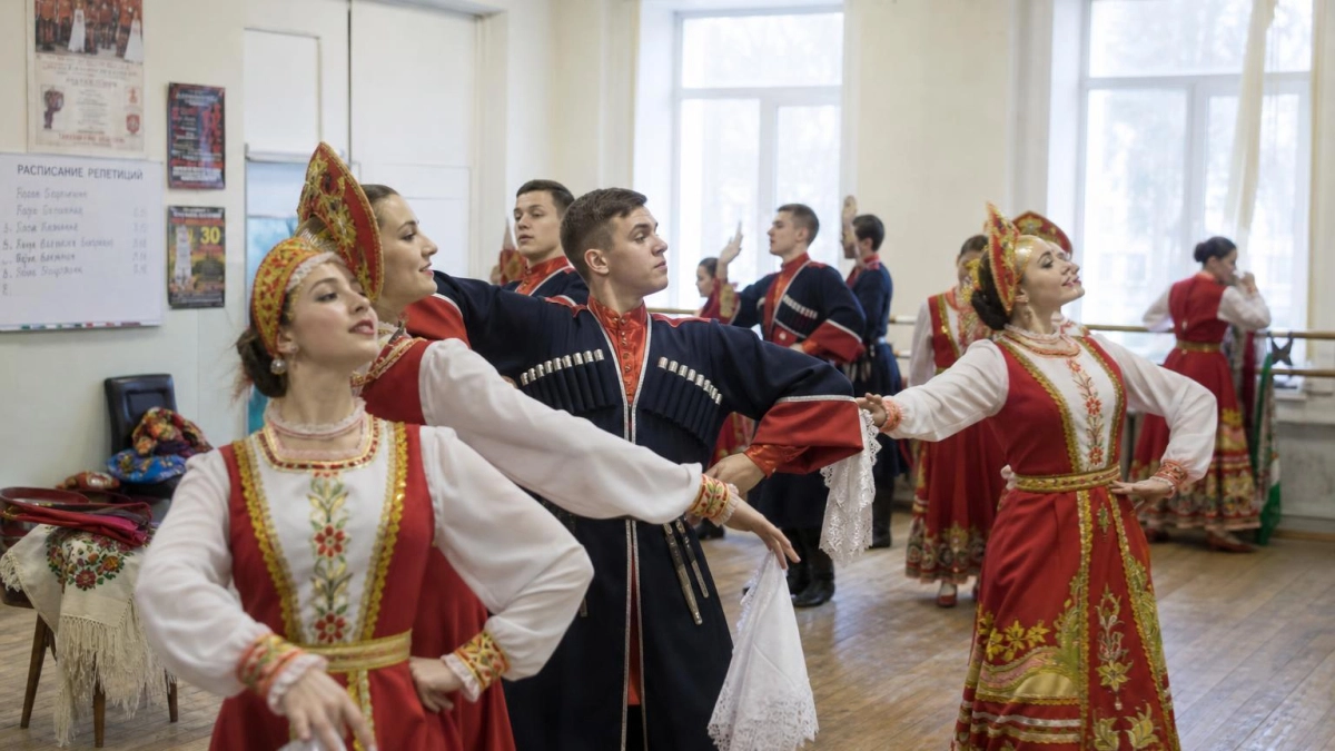 В Краснодаре 9 коллективов борются за грант 2 млн рублей на фестивале