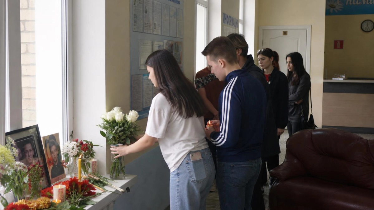 Кондратьев выразил соболезнования после гибели студентов в Старобельске