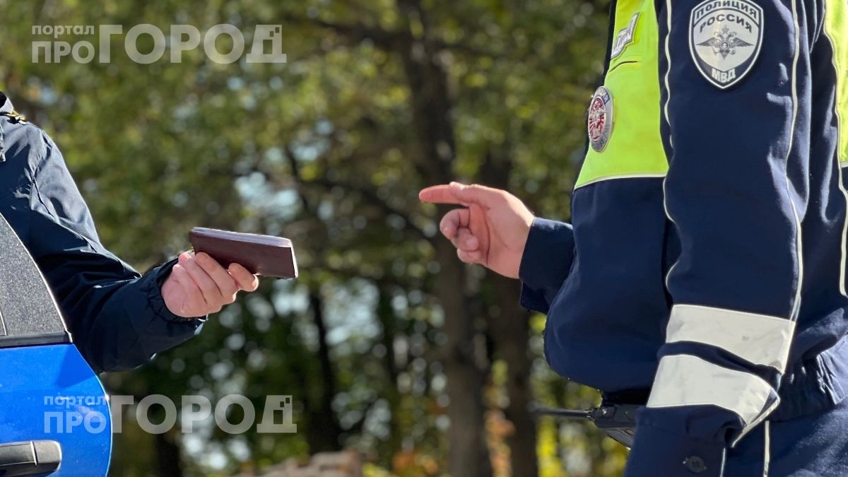 Инспекторы ДПС ждут именно этих слов: как одна невинная фраза водителя превращается в повод для крупного штрафа