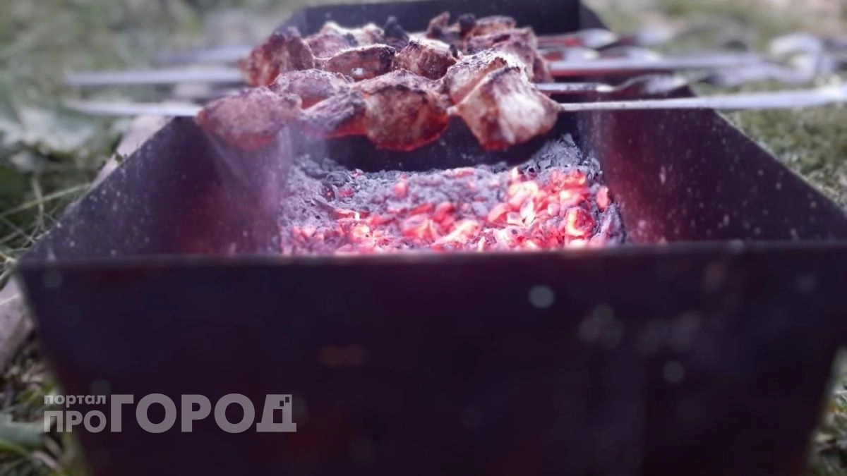 Перестаньте тратить деньги на магазинные маринады: этот копеечный отход сделает мясо мягче любого ресторана