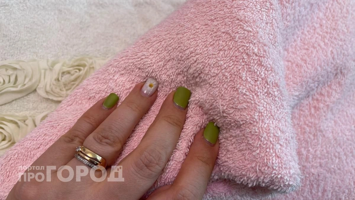 Хватит выбрасывать старые полотенца: из них получается гениальный помощник для уборки без единой копейки затрат