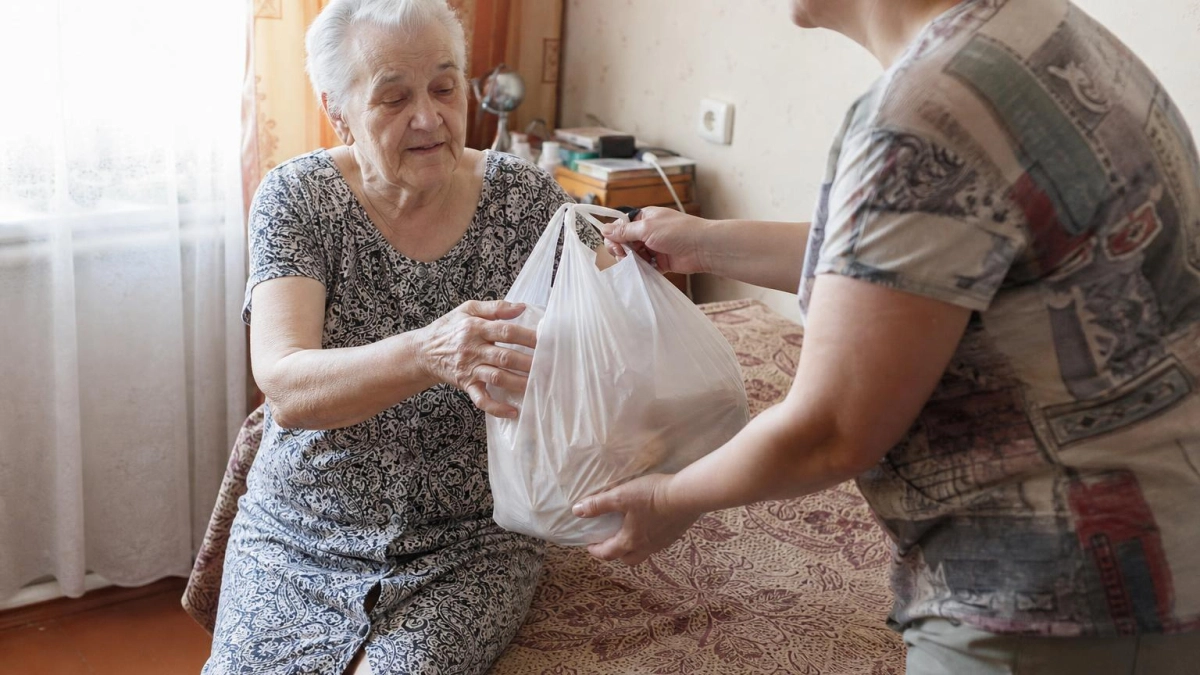 30 тысяч соцработников Кубани помогают 1,2 миллиона жителям региона