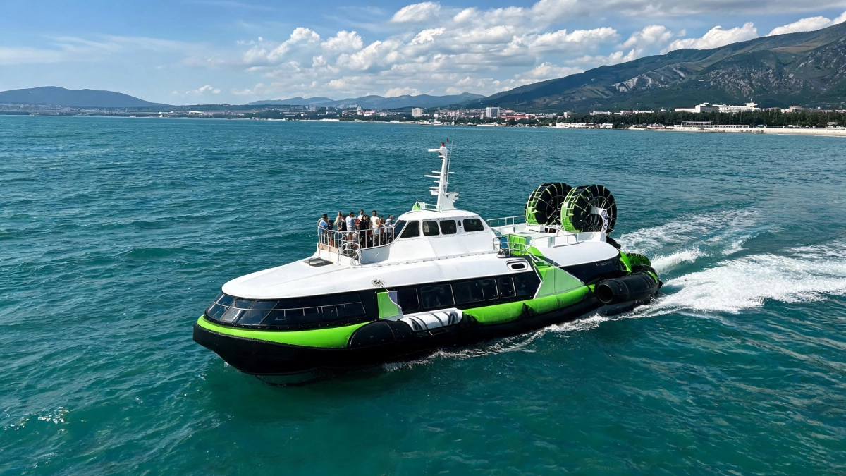 Скоростная «Комета» свяжет центр Сочи и Адлер по морю