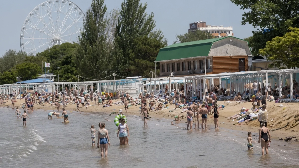 В Анапе после разлива мазута открыли 84 восстановленных пляжа
