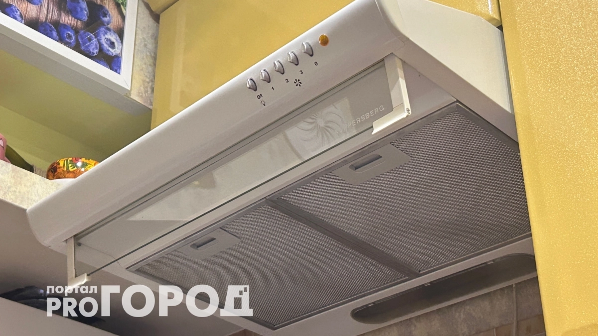 Выкинул громоздкую вытяжку и забыл про шум: вот какой компактный вариант делает воздух чище без лишних затрат