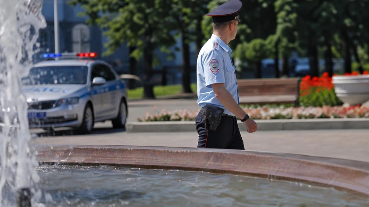 Полиция Краснодара напомнила о штрафе за купание в фонтанах и водоемах