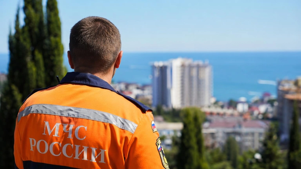 На побережье Кубани объявили угрозу БПЛА, сирены включили в трех городах