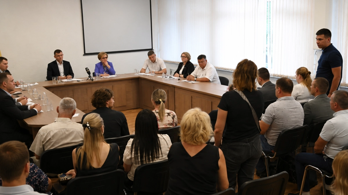 Наумов поручил ускорить газификацию и ремонт дорог в хуторах Прикубанского округа