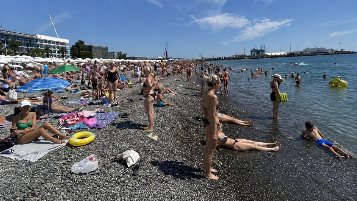 Роспотребнадзор подтвердил безопасность морской воды на пляжах Сочи по итогам проверок