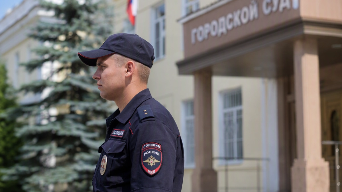 Жителю Кубани назначили год принудительных работ за перевод 100 рублей экстремистам