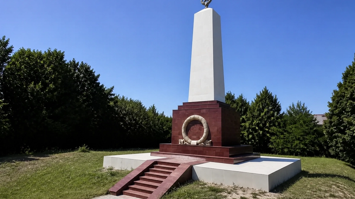 В Геленджике приняли ремонт братской могилы после повторной проверки качества