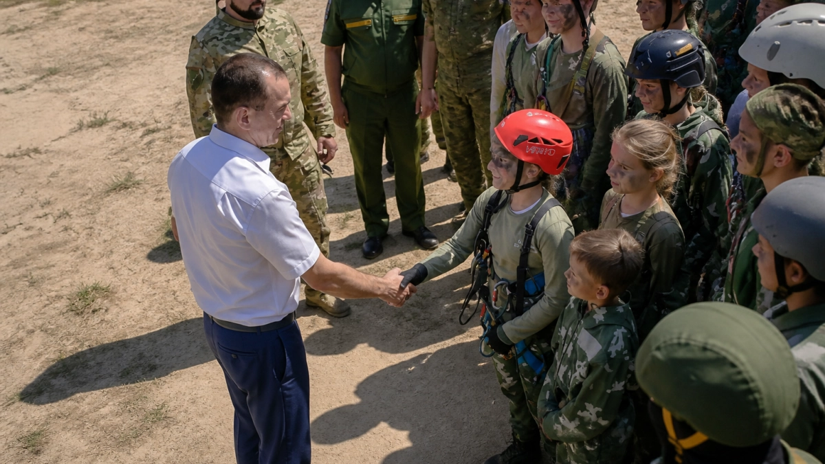 Кондратьев посетил сборы казаков на Кубани с обучением БПЛА и тактической медицине
