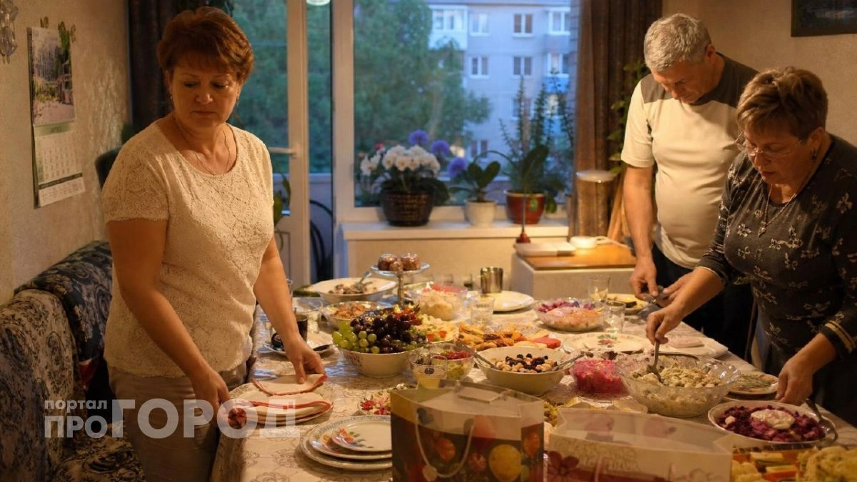 Забудьте о гостеприимстве ради спокойствия в доме: почему пора перестать устраивать шумные застолья дома