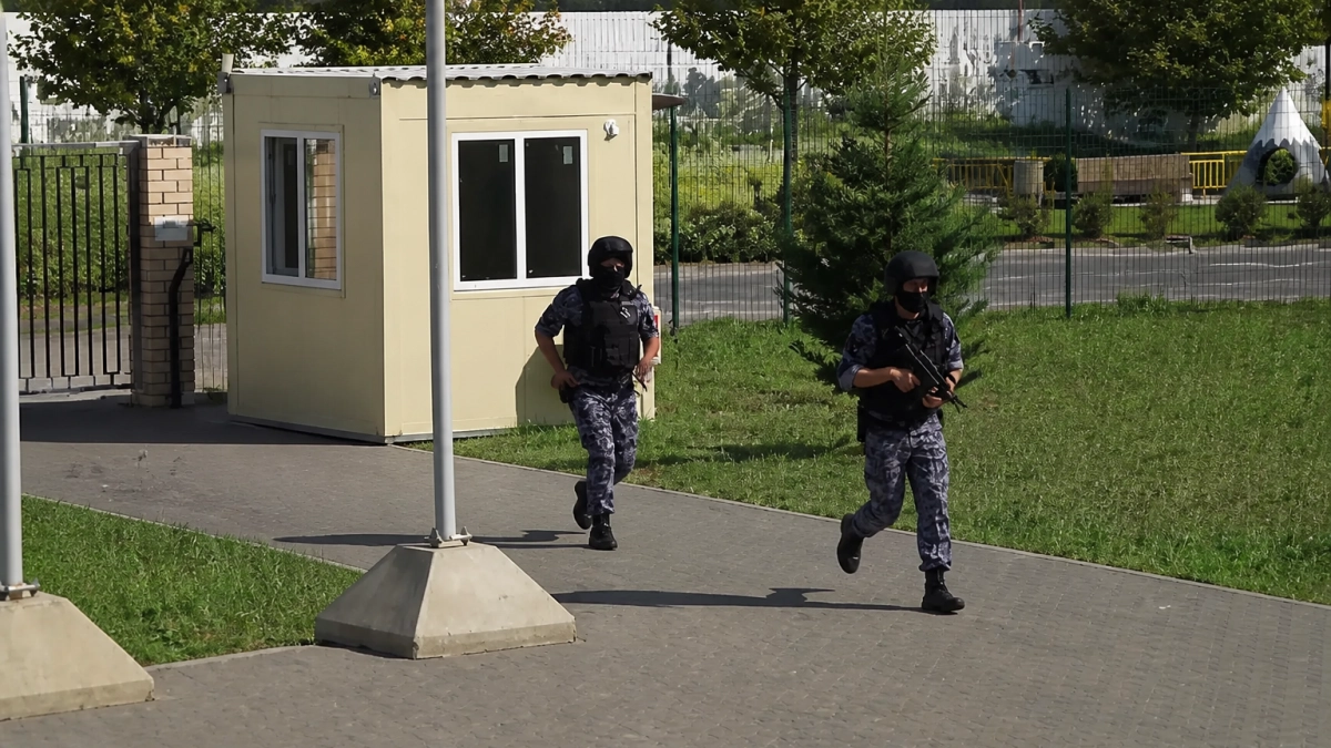 В Краснодарском крае перед учебным годом проверили безопасность более 3,5 тыс. школ
