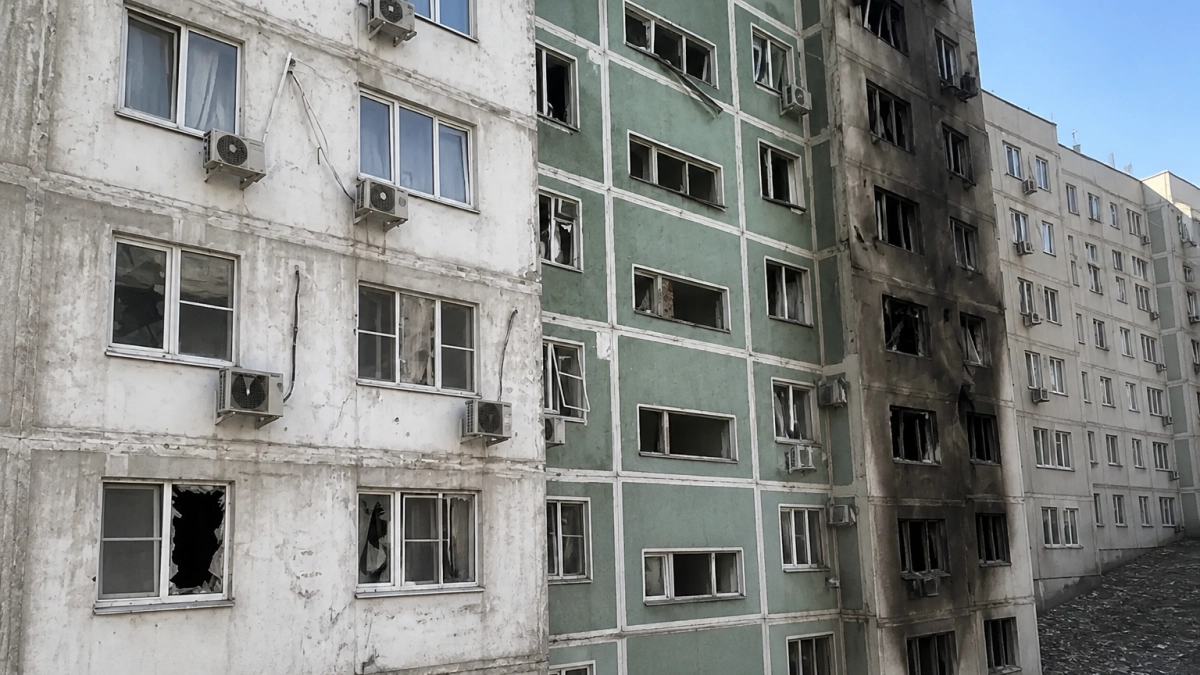 В Новороссийске УК после жалоб согласилась отремонтировать пострадавший от атаки БПЛА дом