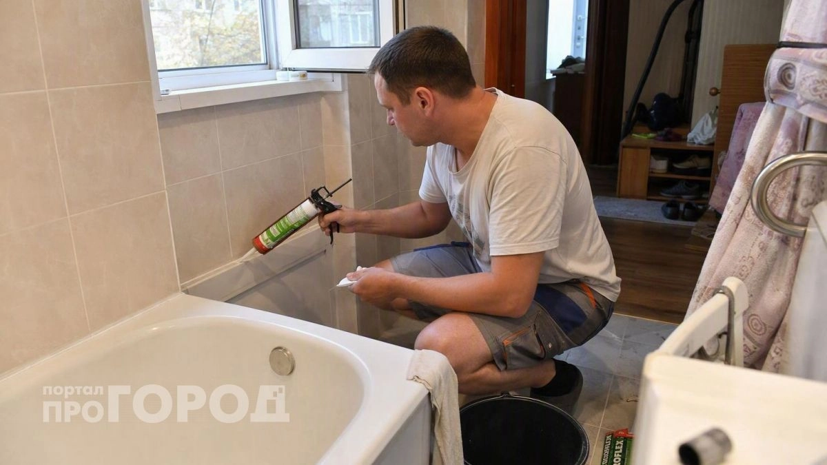 Забудьте про герметик: заделываю стык у ванны аптечным средством за копейки и забываю о плесени на годы