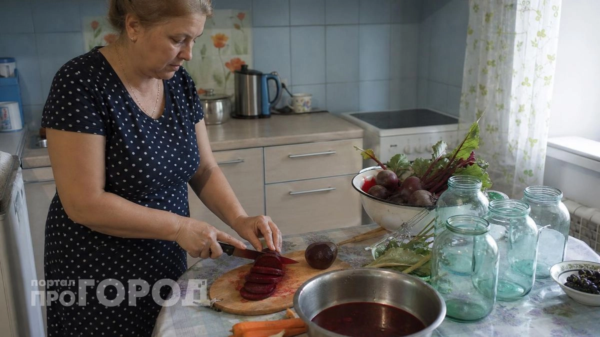 Забудьте про обычную заготовку: эта свекла по-осетински получается настолько вкусной что банки пустеют до зимы