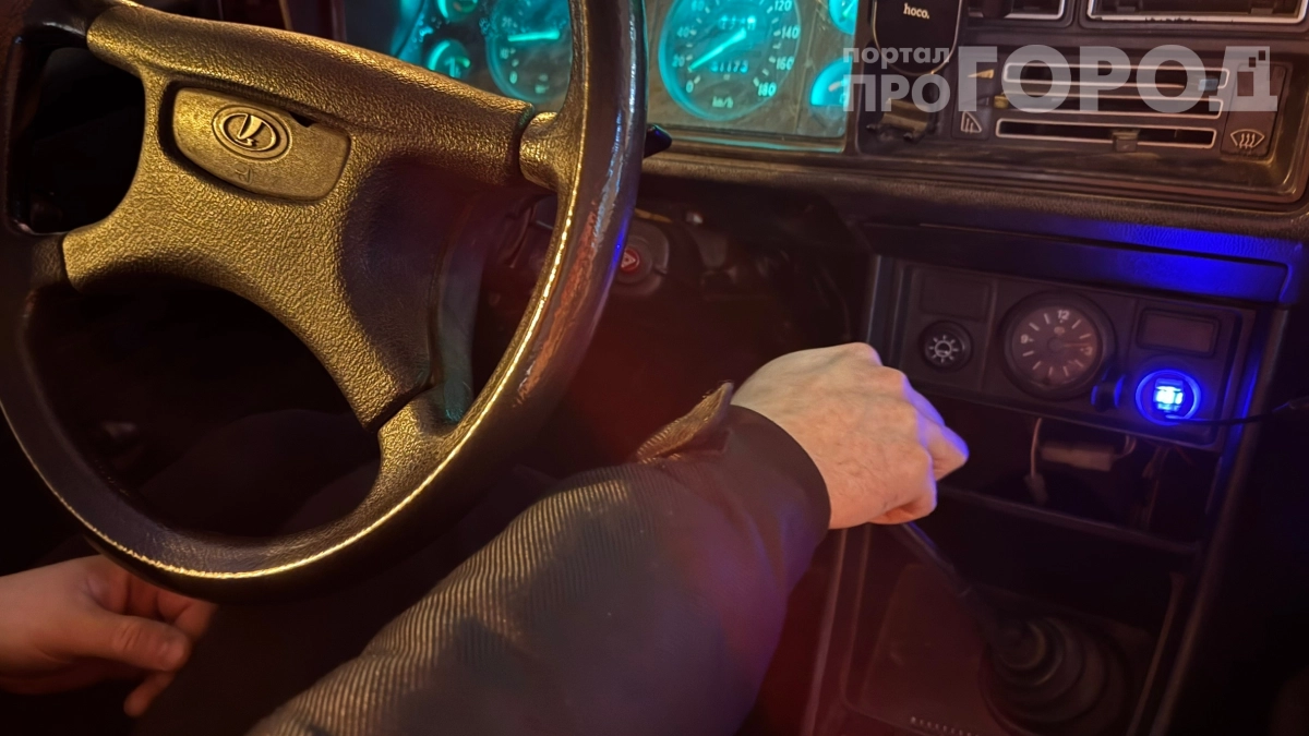 Перестаньте переплачивать за автохимию: обычный кусок мыла из бардачка избавит от запотевших стекол навсегда