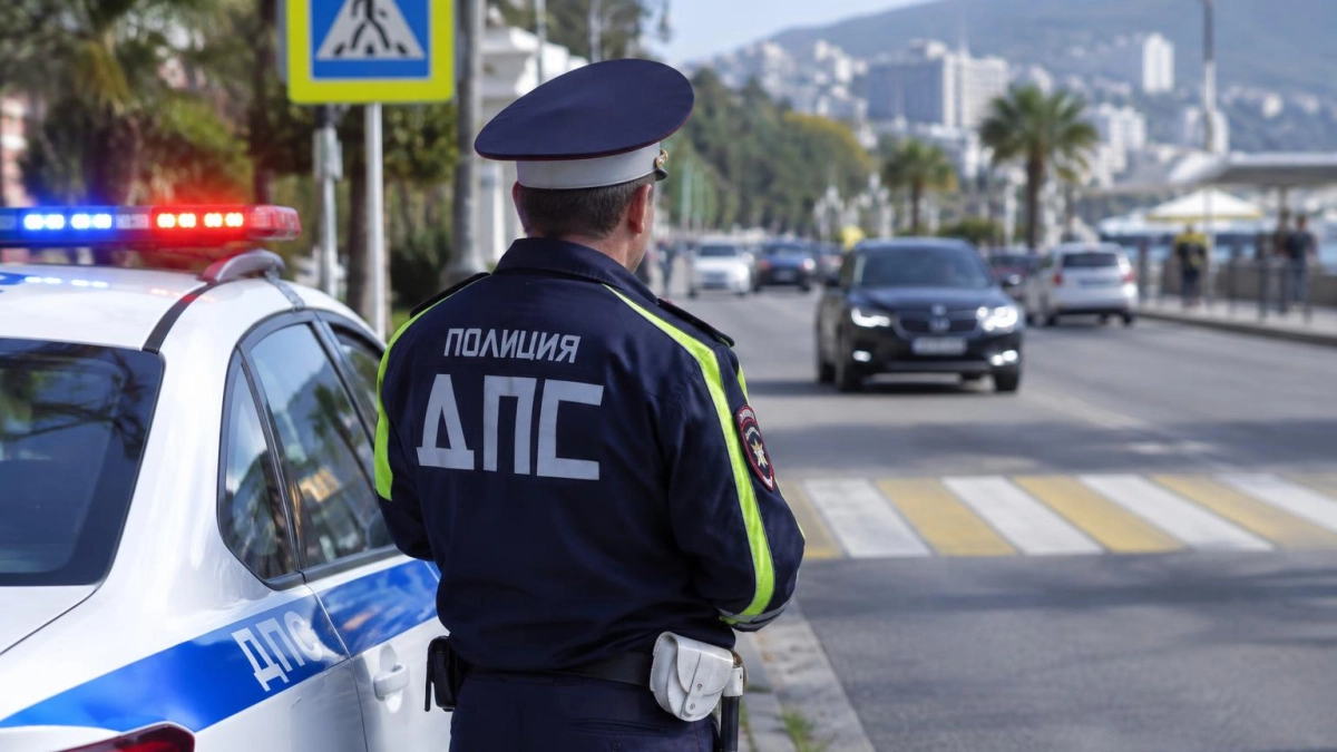 В Анапе 14-летний на электромопеде сбил девушку на пешеходном переходе