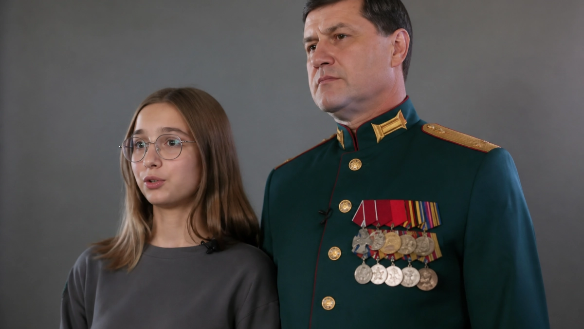 Юная волонтер «Белка» и кавалер ордена Мужества поздравили Краснодар с Днем города