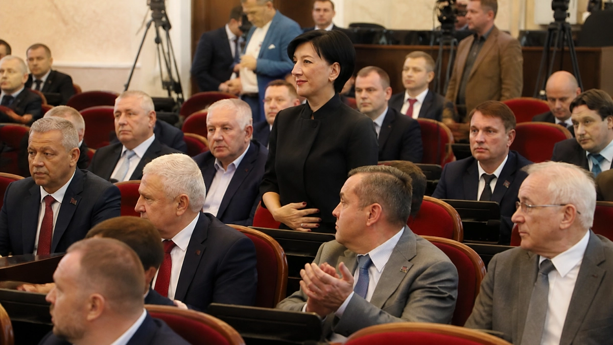 ЗСК Кубани досрочно прекратило полномочия трех депутатов и утвердило нового парламентария